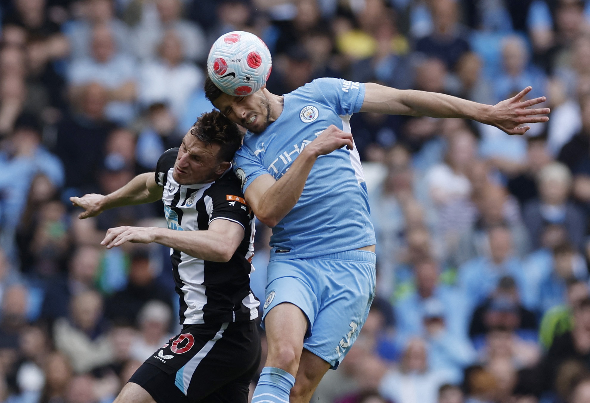 纽卡斯尔新星崭露头角，助球队取胜