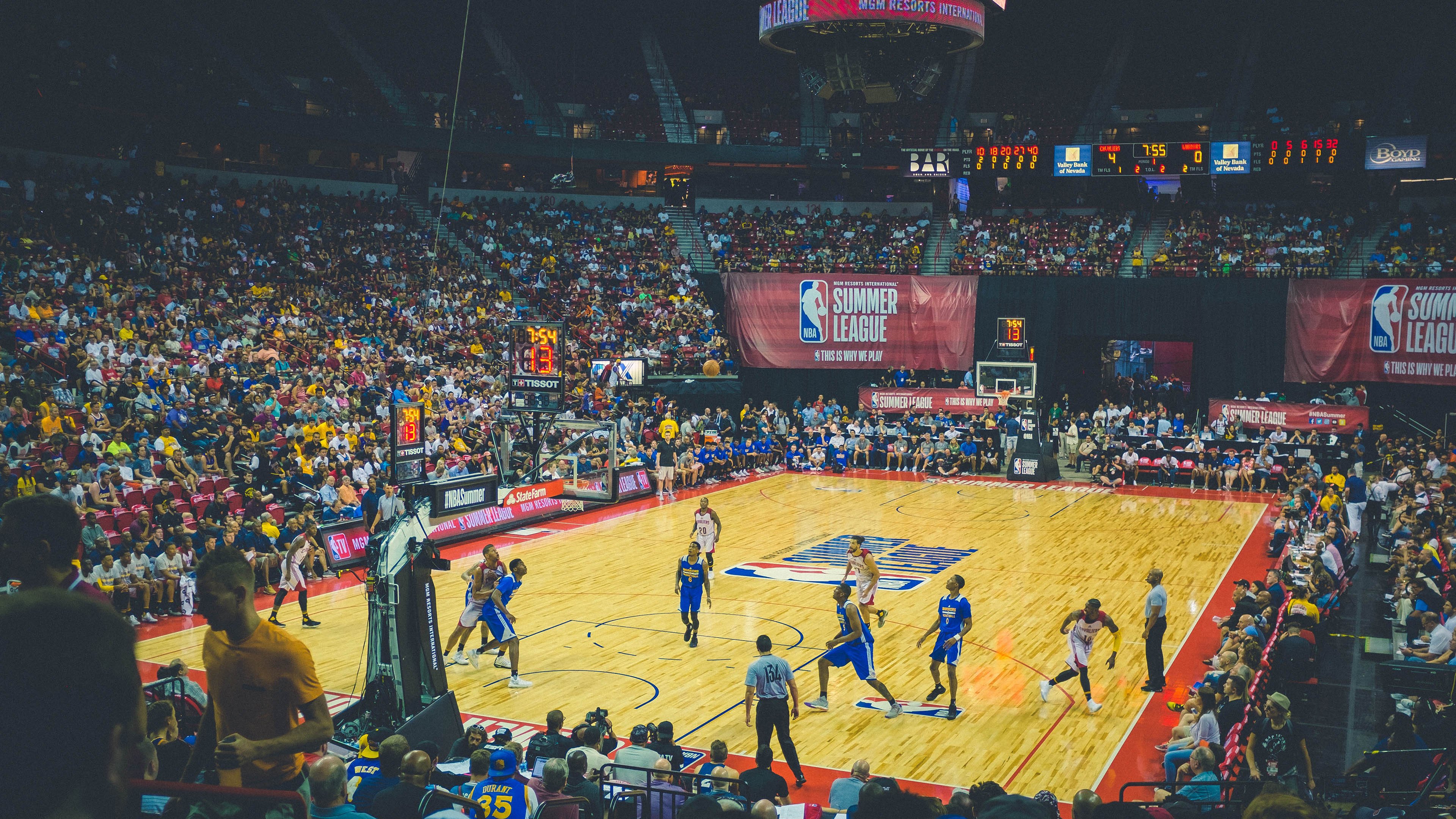 英格拉姆教科书级表现点燃英超争冠之夜，诠释何为决定性巨星